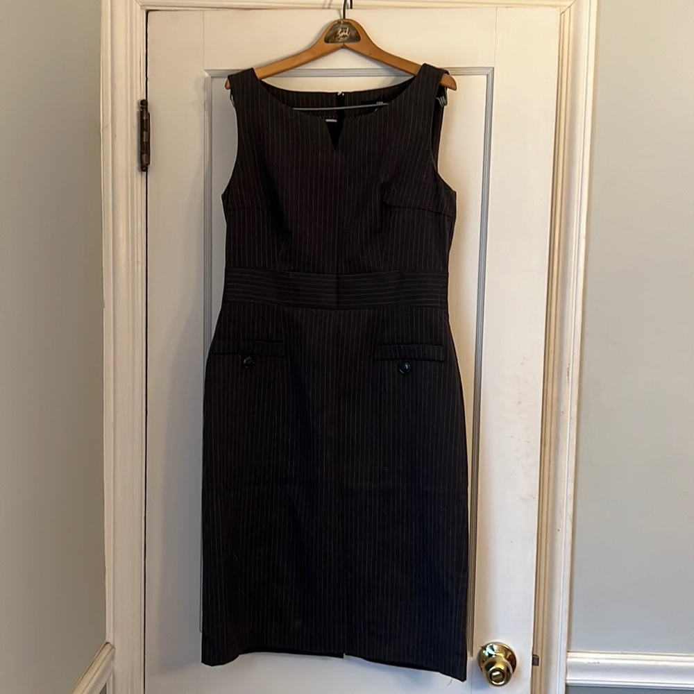 Sleeveless shift dress